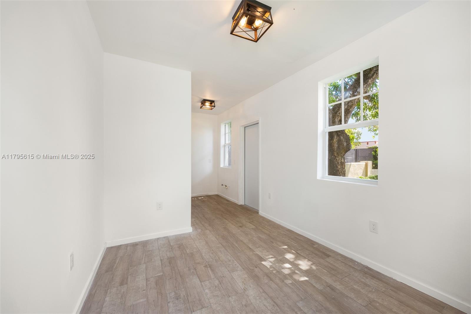 SOUTH SHENANDOAH - Residential