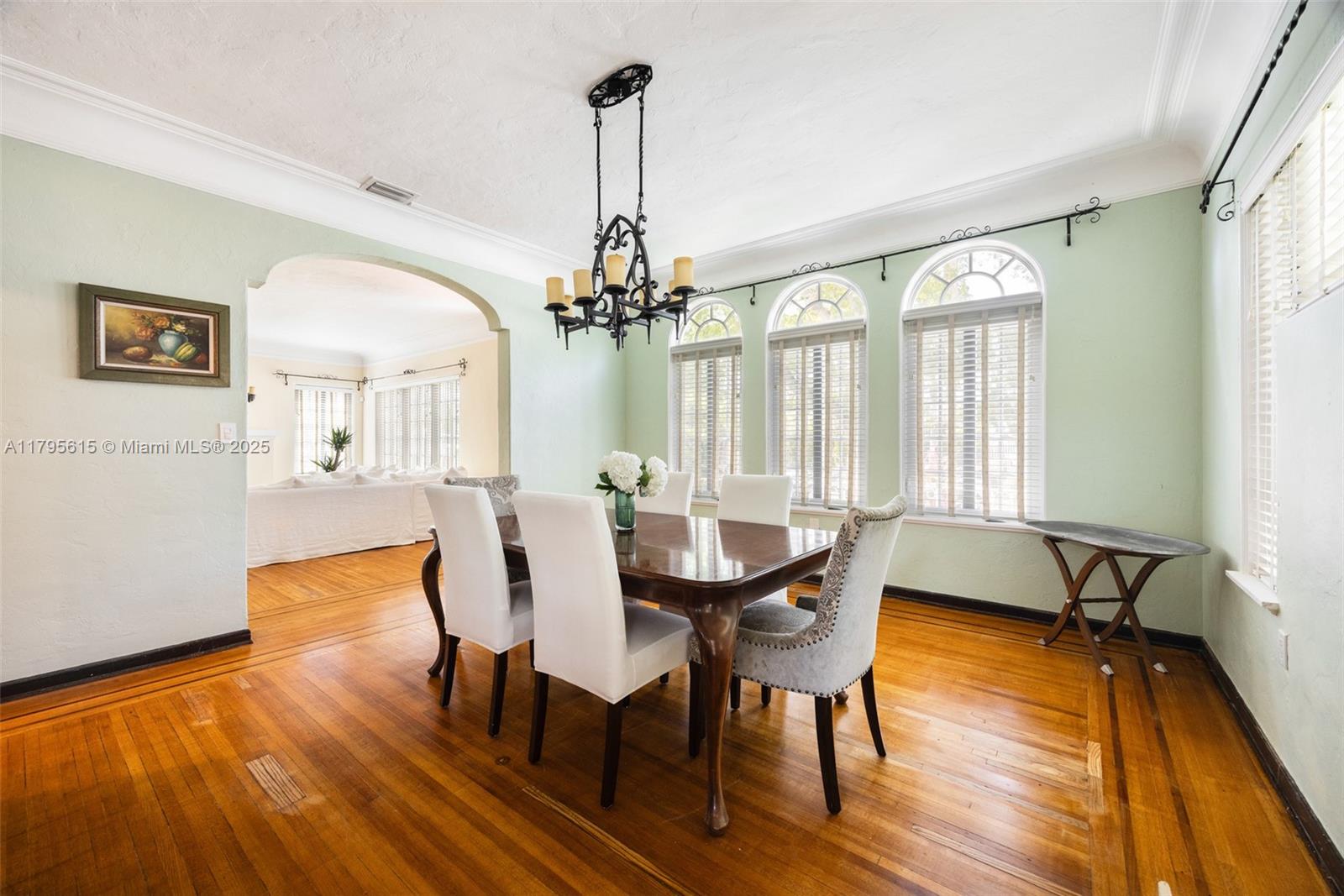SOUTH SHENANDOAH - Residential