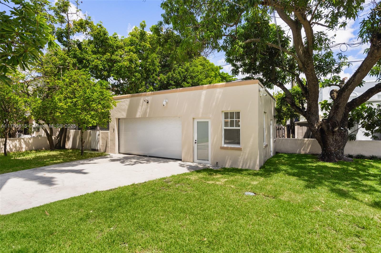 SOUTH SHENANDOAH - Residential