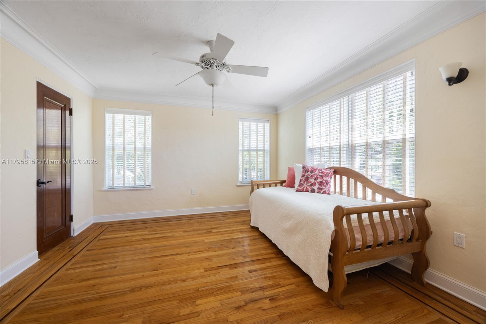 SOUTH SHENANDOAH - Residential