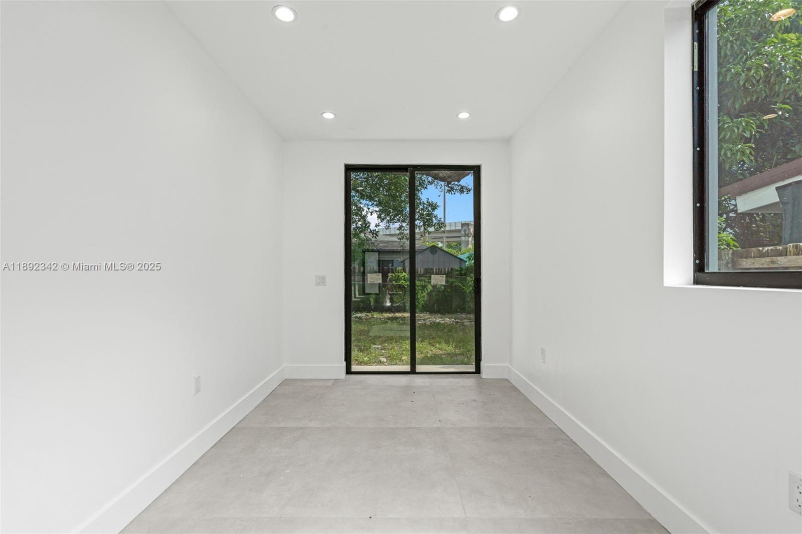N MIAMI ESTATES - Residential Income