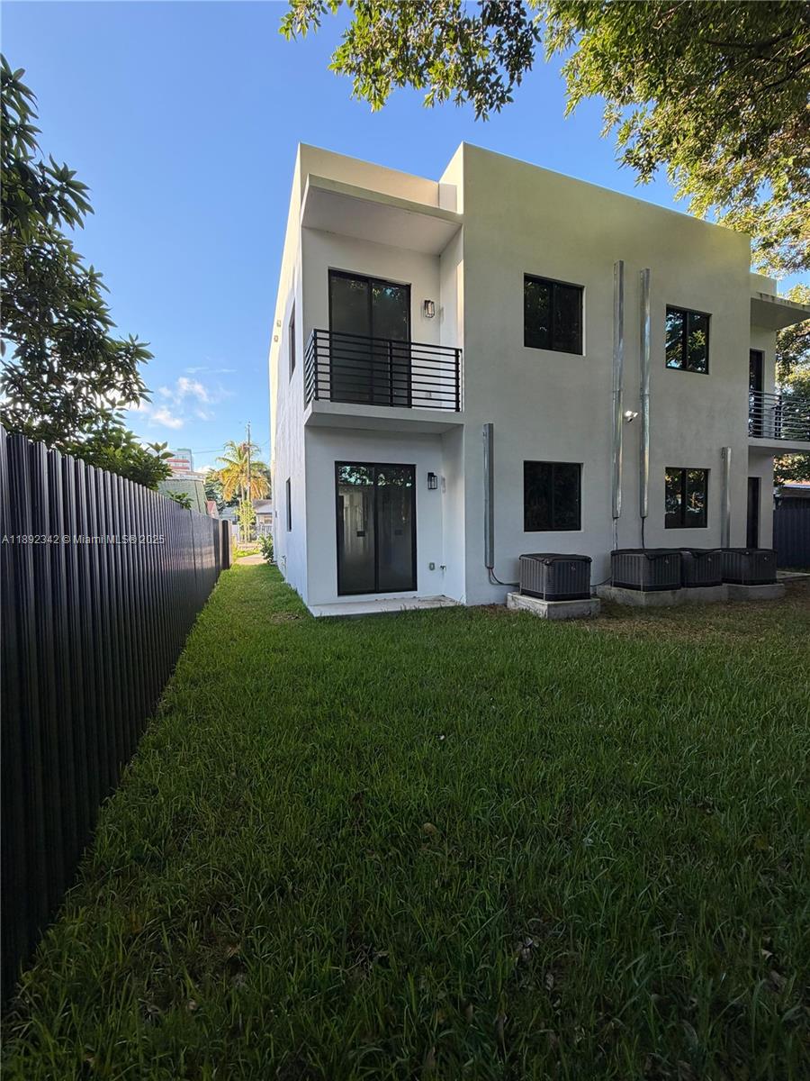 N MIAMI ESTATES - Residential Income