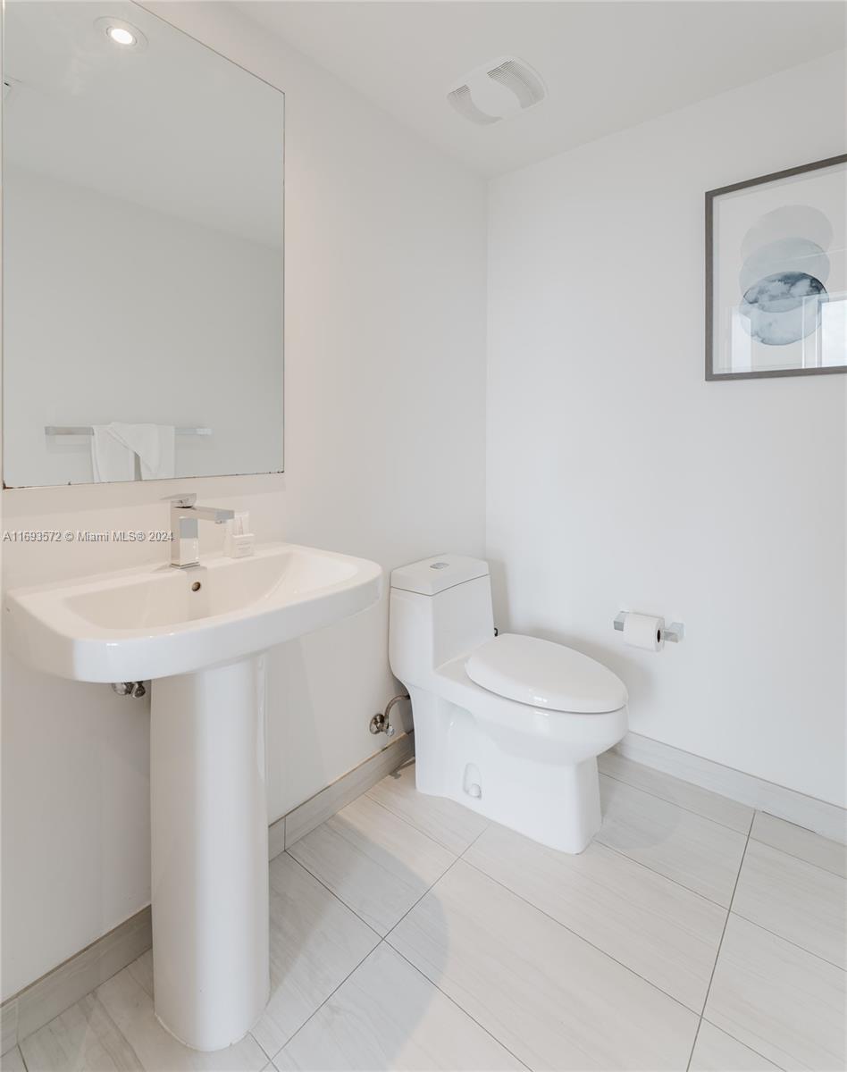 4010 SOUTH OCEAN CONDO HO - Residential