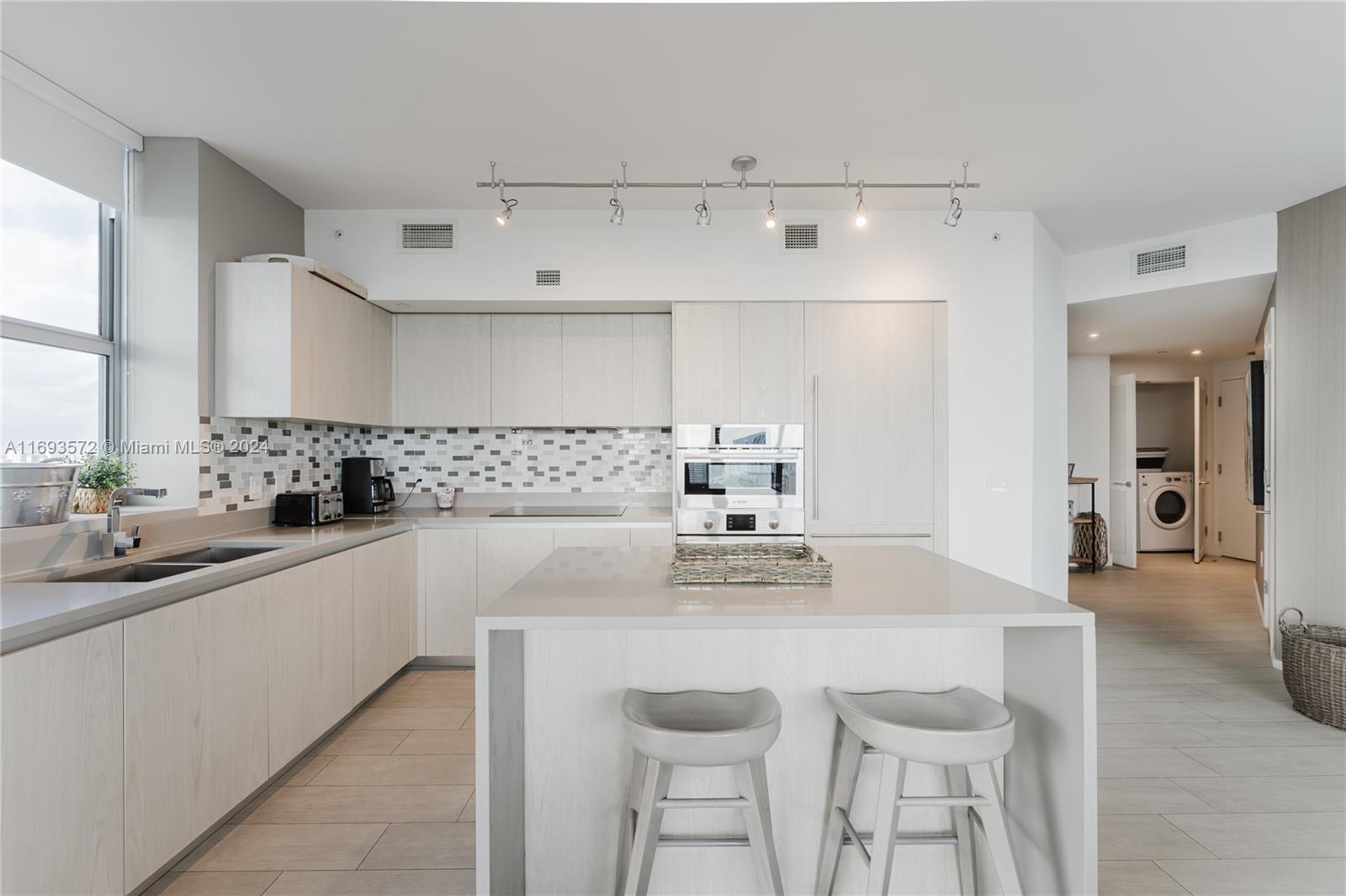 4010 SOUTH OCEAN CONDO HO - Residential