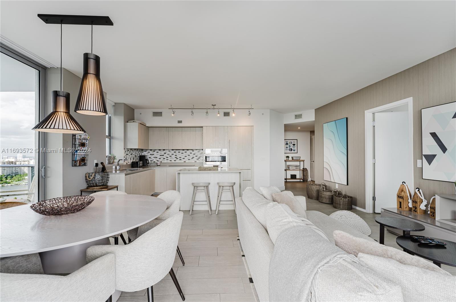 4010 SOUTH OCEAN CONDO HO - Residential
