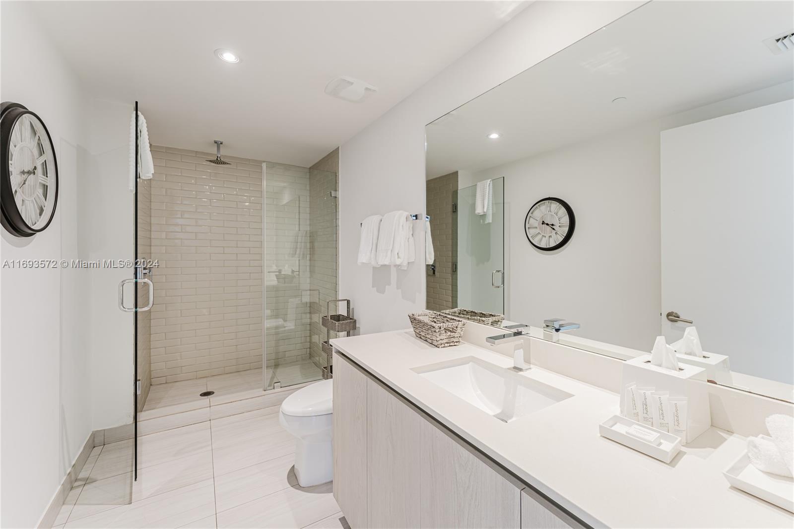4010 SOUTH OCEAN CONDO HO - Residential