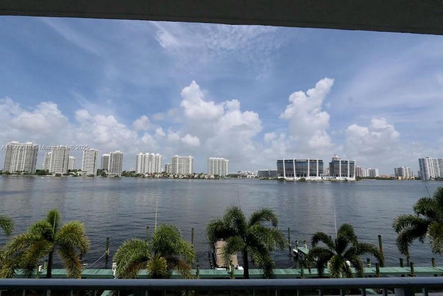 Seasonal Rental. Come and enjoy majestic water views during the day and illuminated city line during the night. Nothing better when you want to enjoy and relax. This unit is fully furnished and rented for a minimum of 14 weeks. Call for availability.