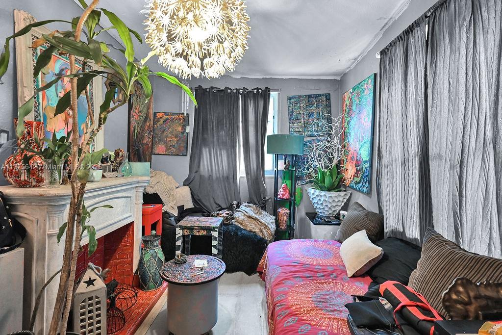 NORTH GATE - Residential