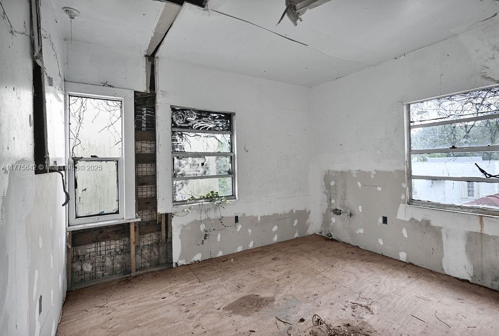 NORTH GATE - Residential