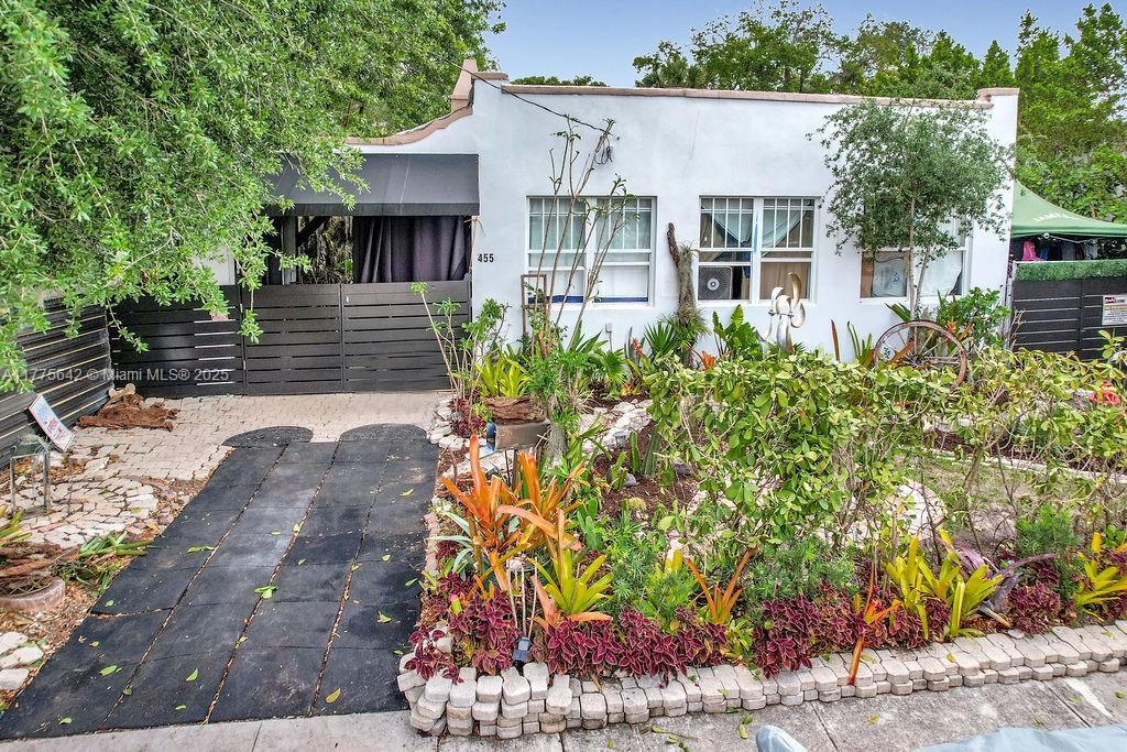 NORTH GATE - Residential