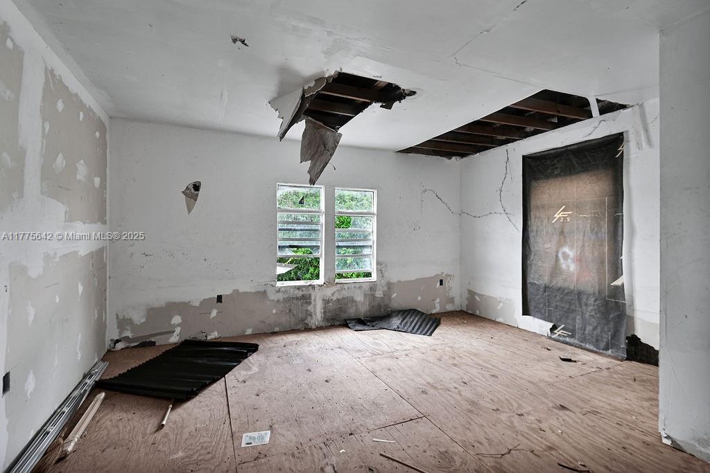 NORTH GATE - Residential