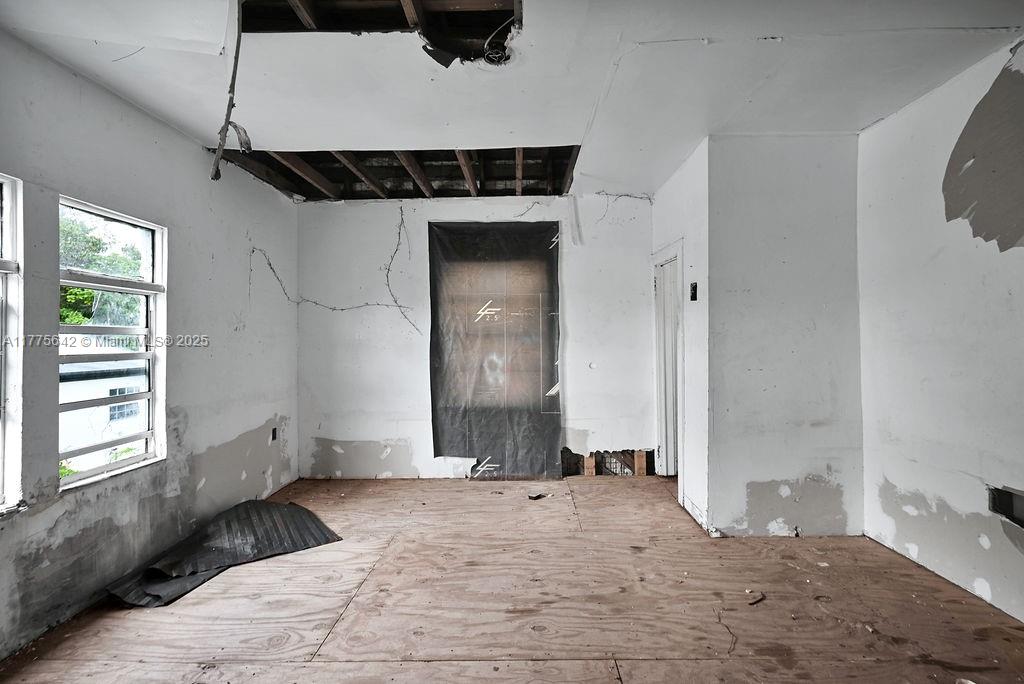 NORTH GATE - Residential