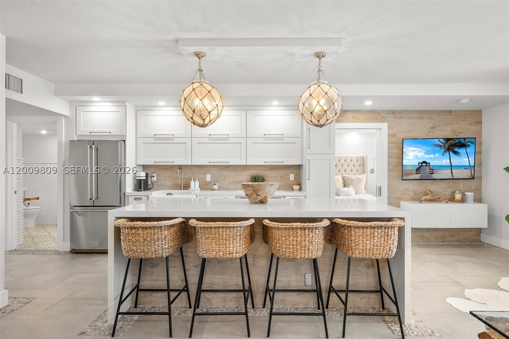 2301 Collins Ave 1533