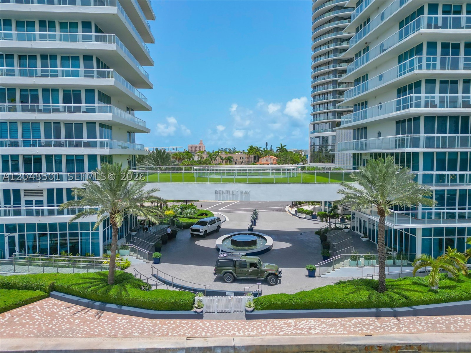 520 West Ave 604