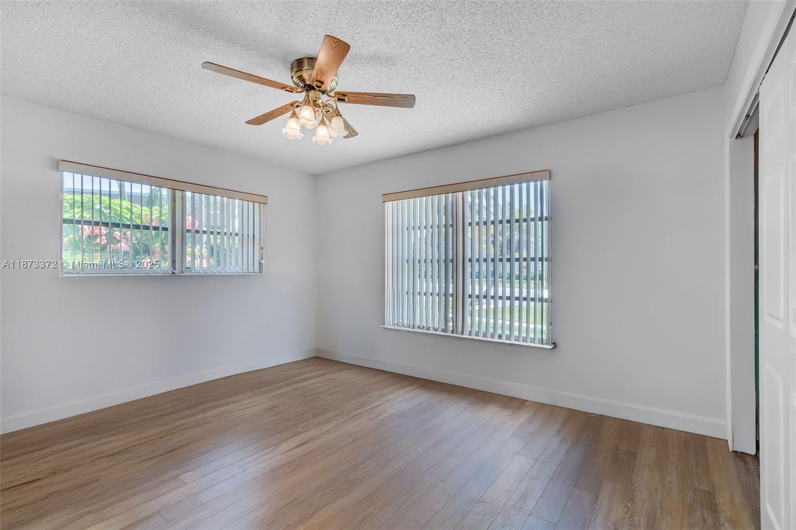 BONAVENTURE LAKES - Residential