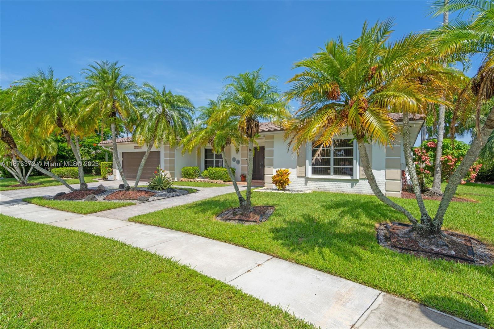 BONAVENTURE LAKES - Residential