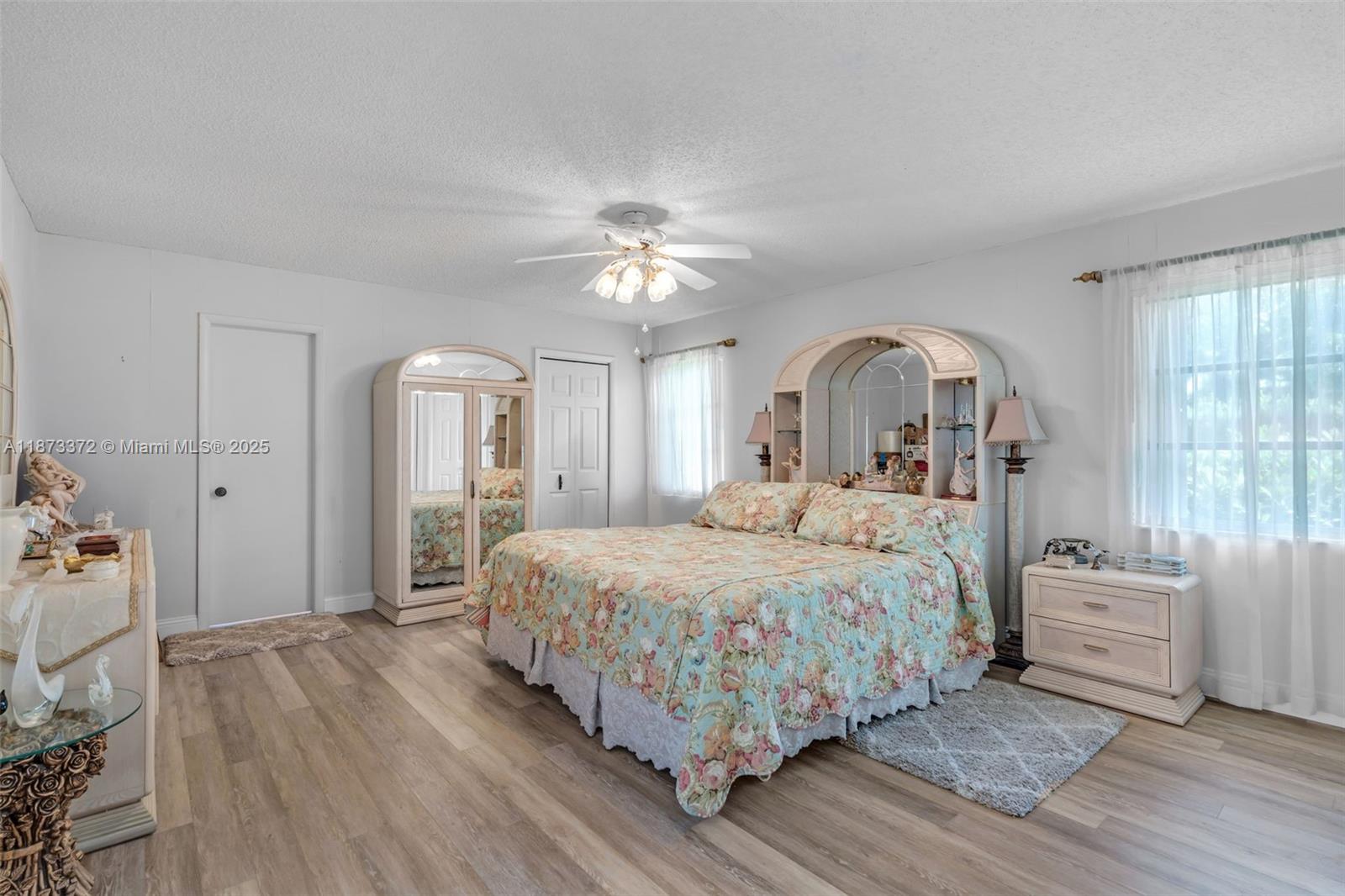 BONAVENTURE LAKES - Residential