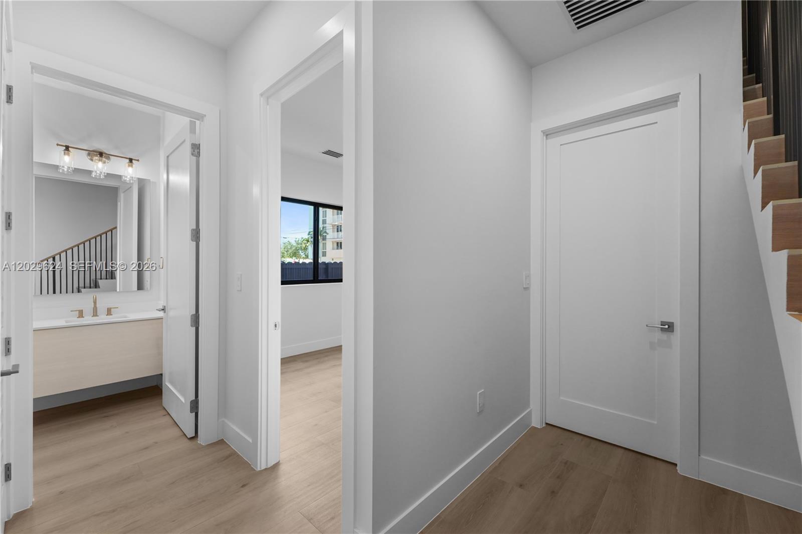 AMND MIAMI SUBURBAN ACRES - Residential