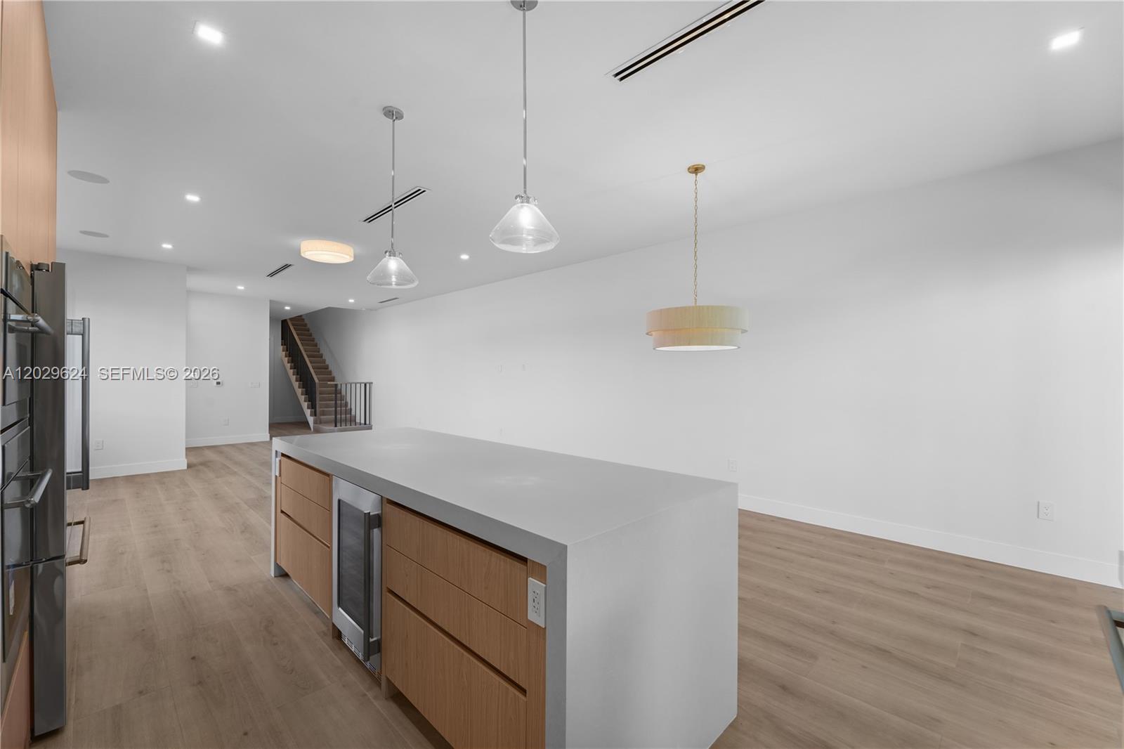 AMND MIAMI SUBURBAN ACRES - Residential