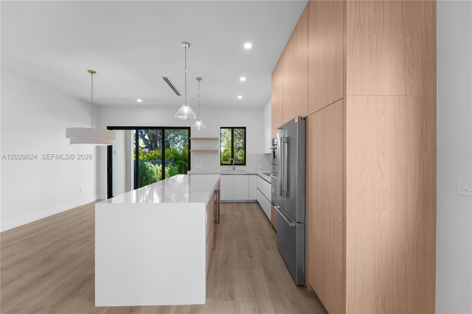 AMND MIAMI SUBURBAN ACRES - Residential