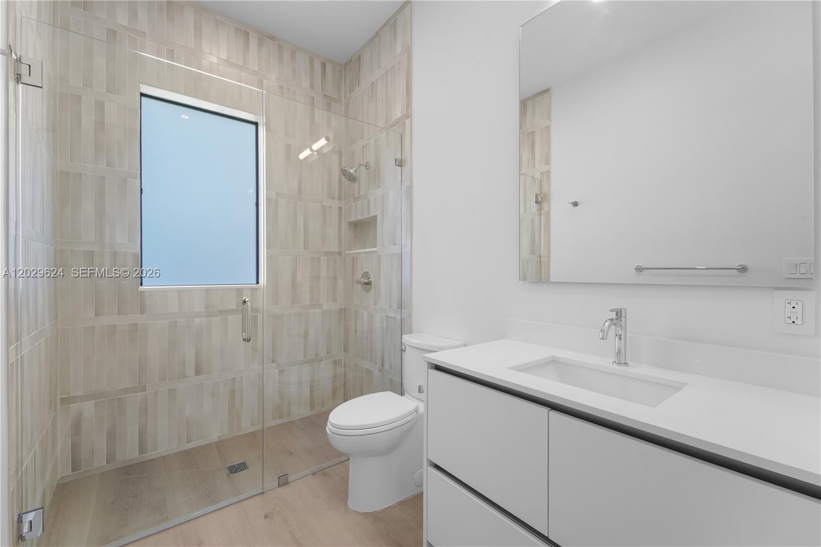 AMND MIAMI SUBURBAN ACRES - Residential