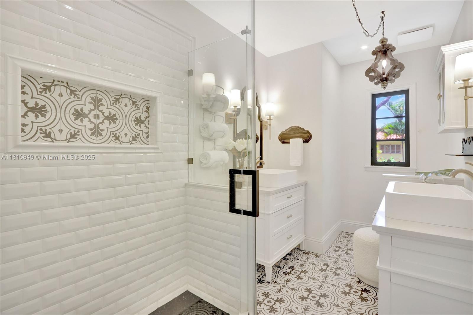 CORAL GABLES SEC B - Residential