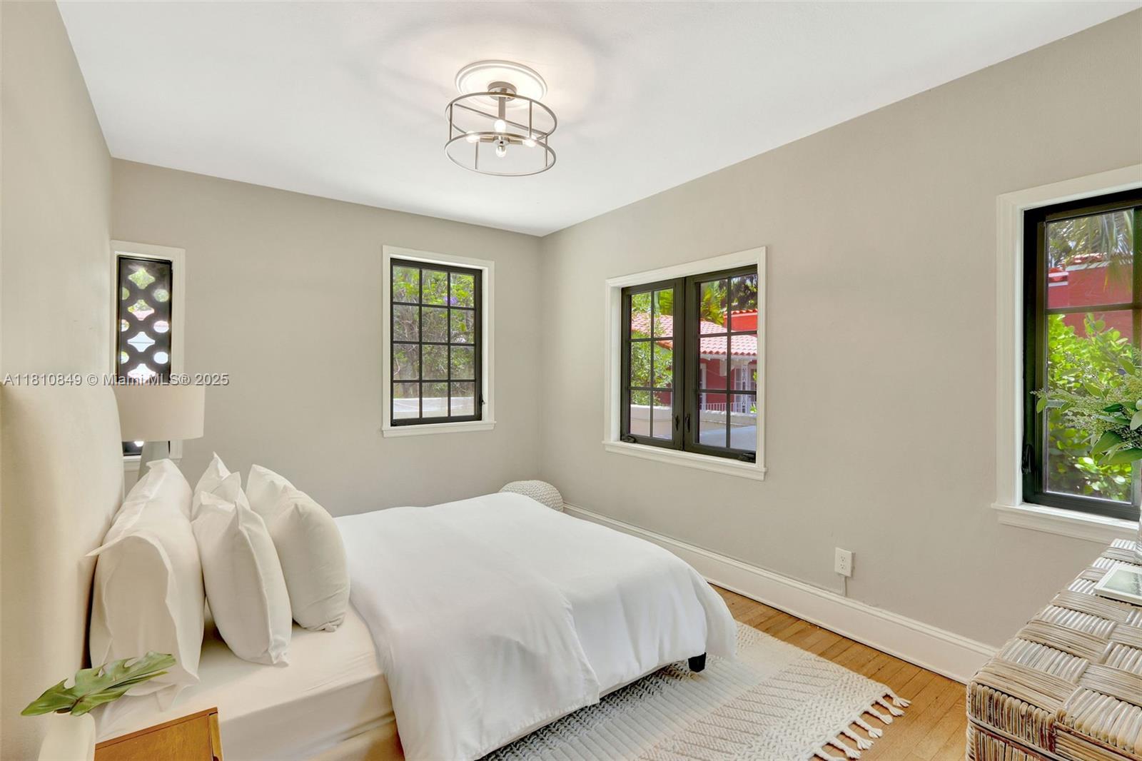 CORAL GABLES SEC B - Residential