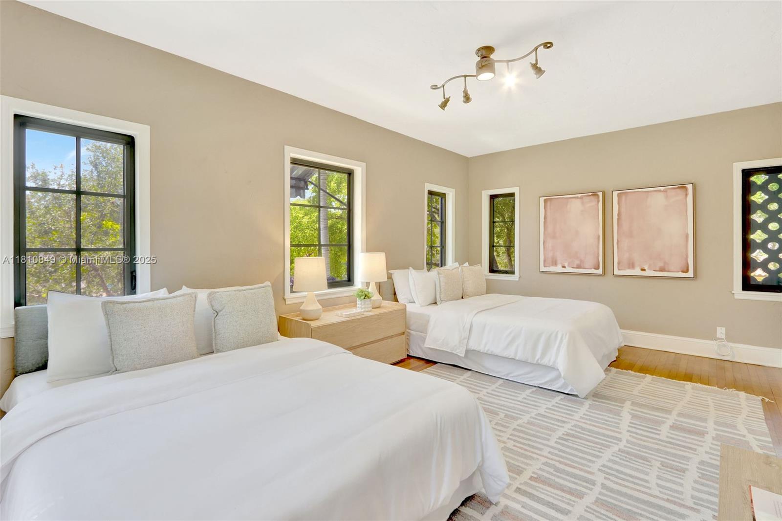 CORAL GABLES SEC B - Residential