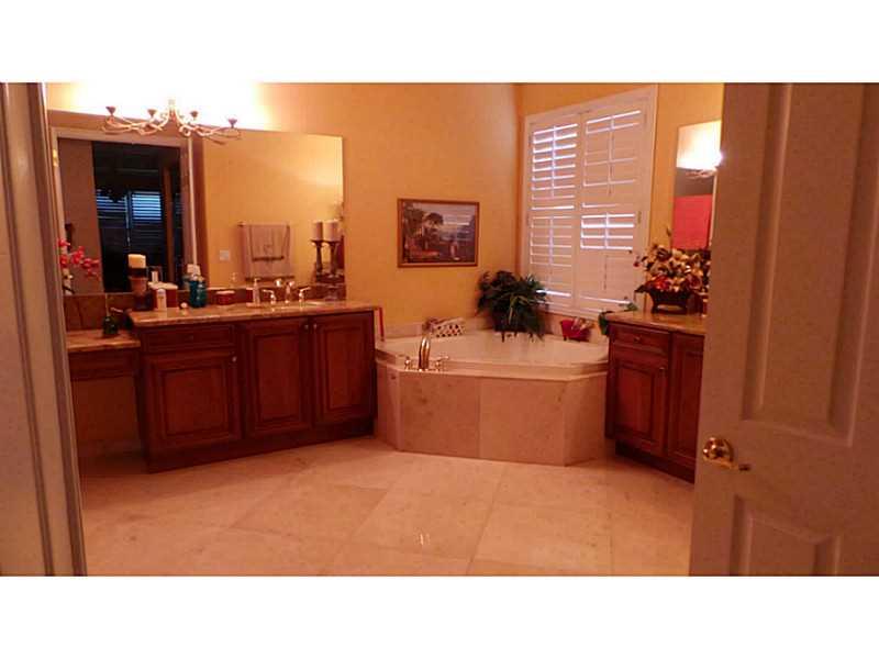 SUNSET FALLS PLAT 2 176-2 - Residential