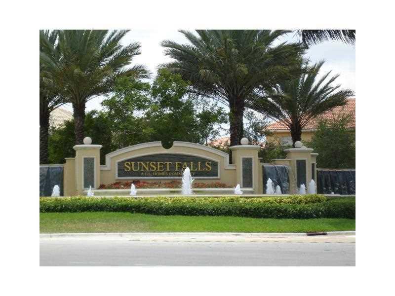 SUNSET FALLS PLAT 2 176-2 - Residential
