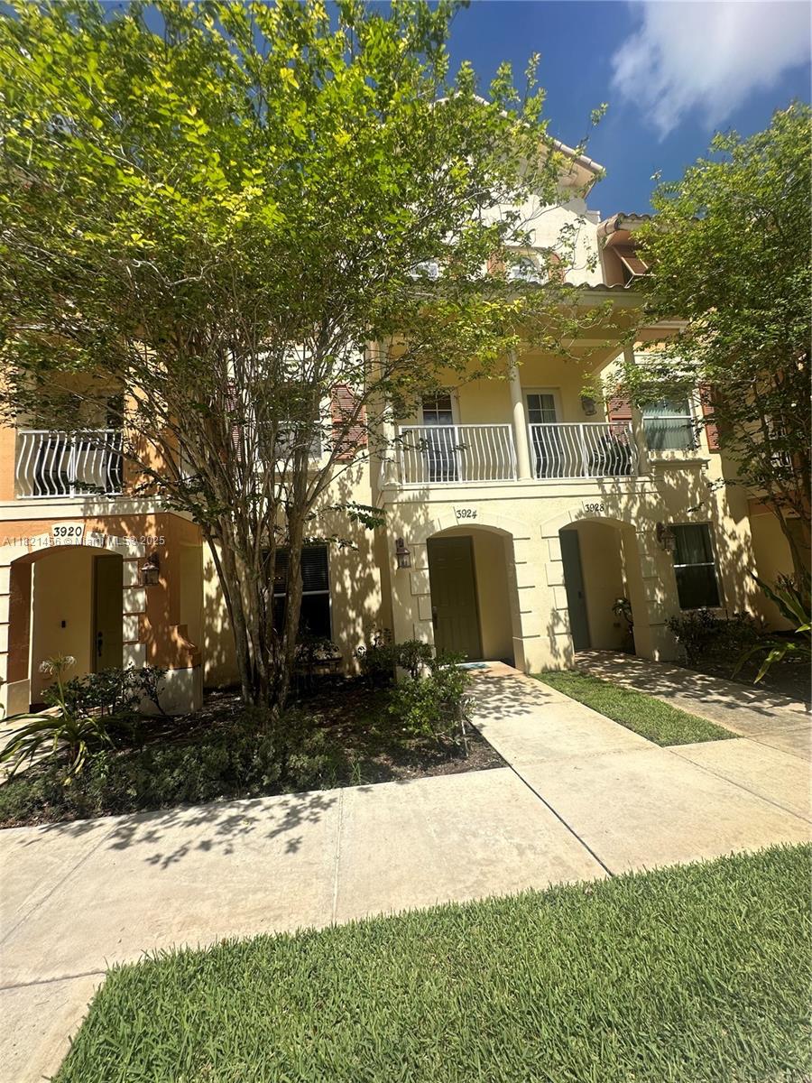3924 Passion Flower Rd