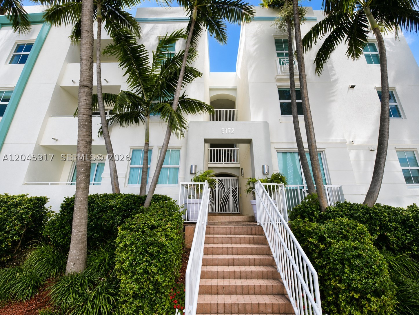 9172 Collins Ave 218