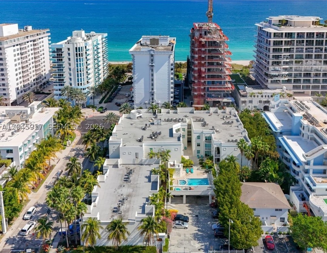 9172 Collins Ave 218