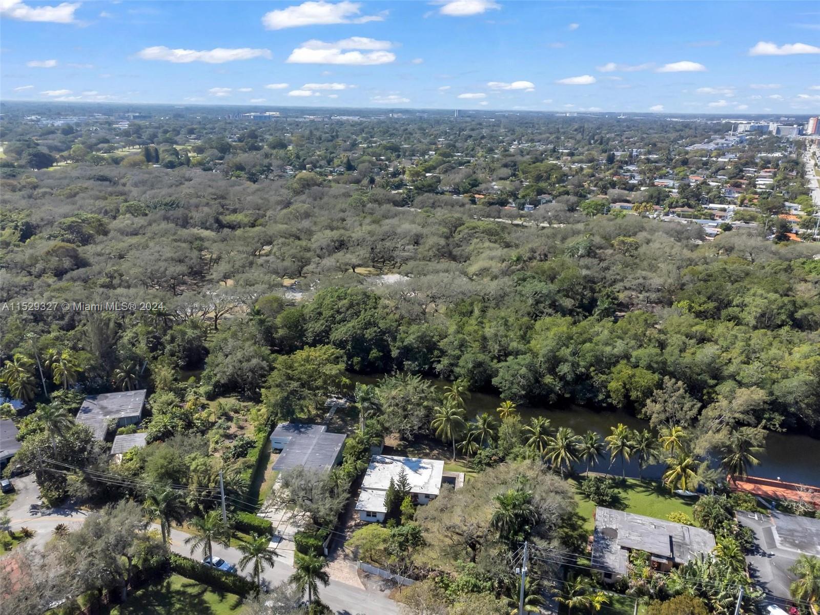 RIVERDALE - Residential