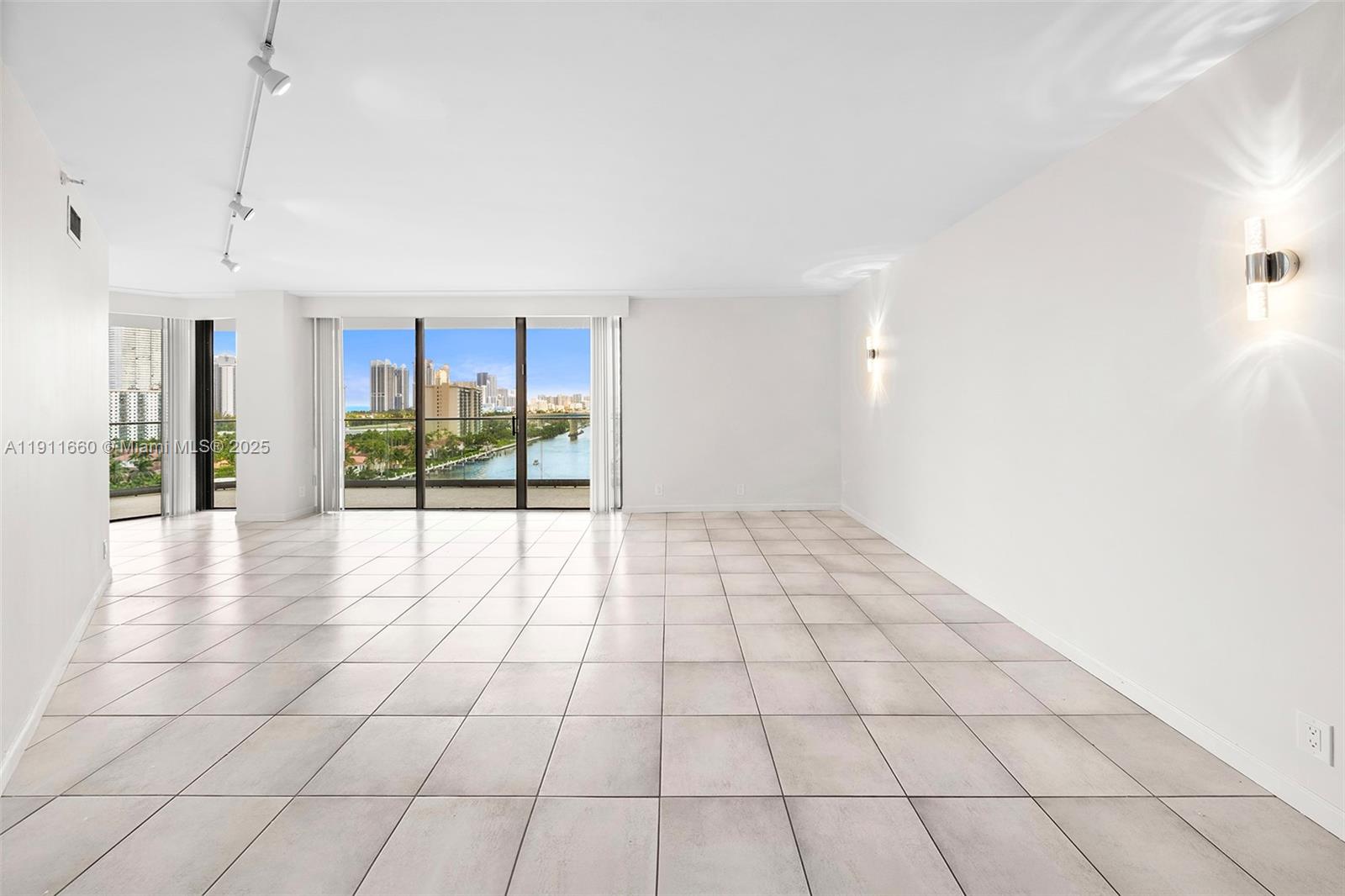 TURNBERRY ISLE CONDO - Residential