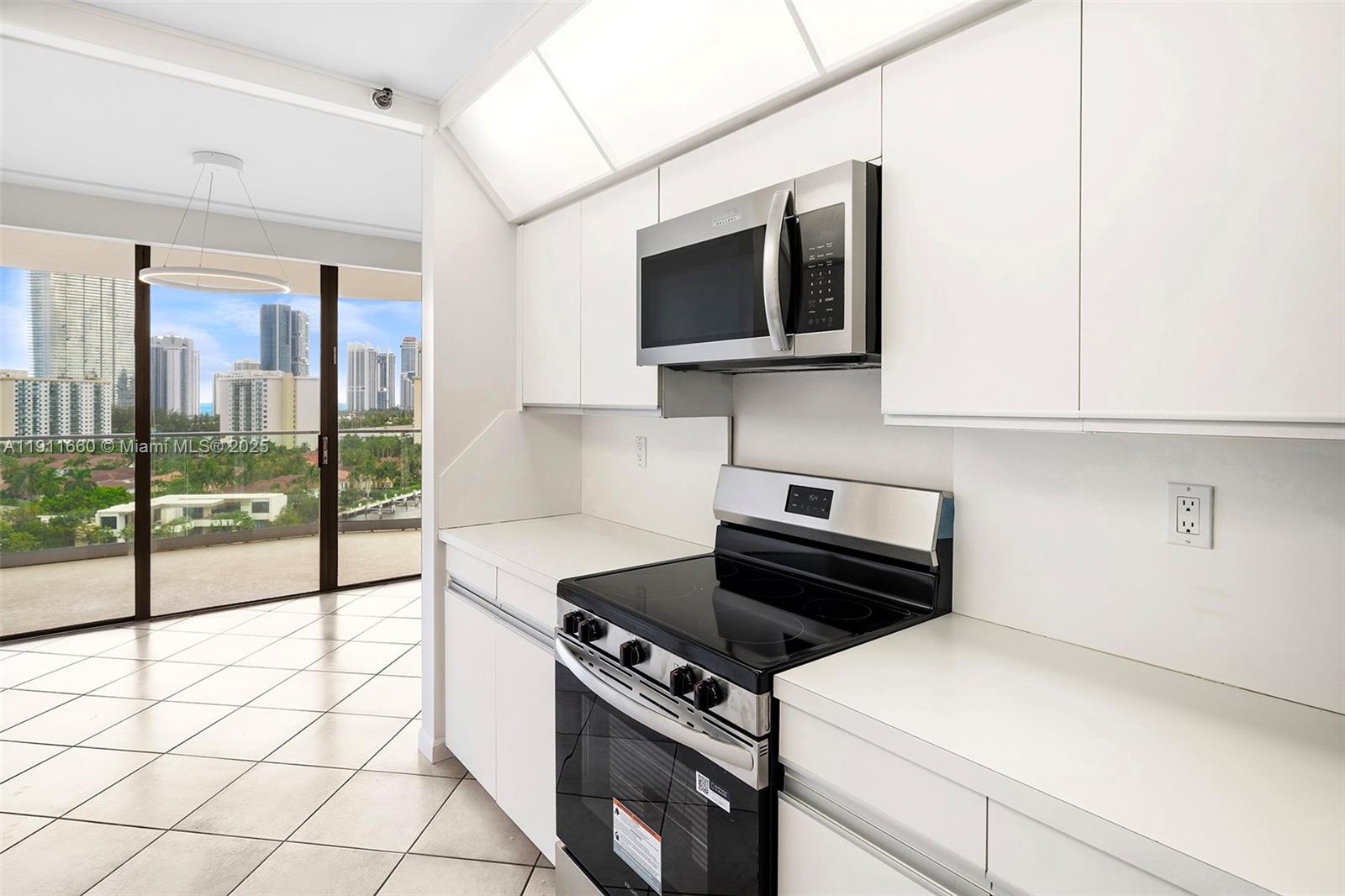 TURNBERRY ISLE CONDO - Residential