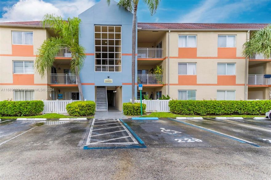 $269,999 - New Price

REDUCE, REDUCE BRING OFFER SELLER MOTIVATED 1ST floor unit, with washer and dryer, near major highway 836 and I-75. Fully upgraded condo with new flooring, new Air conditioning, new paint and new patio. Easy to show, call listing agent.