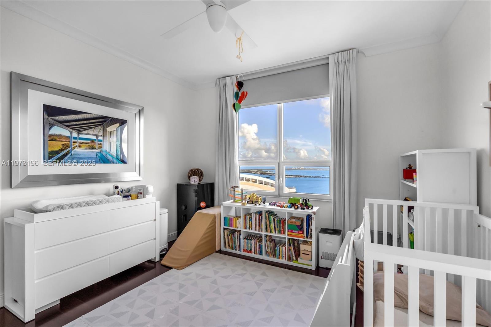 THREE TEQUESTA POINT COND - Residential