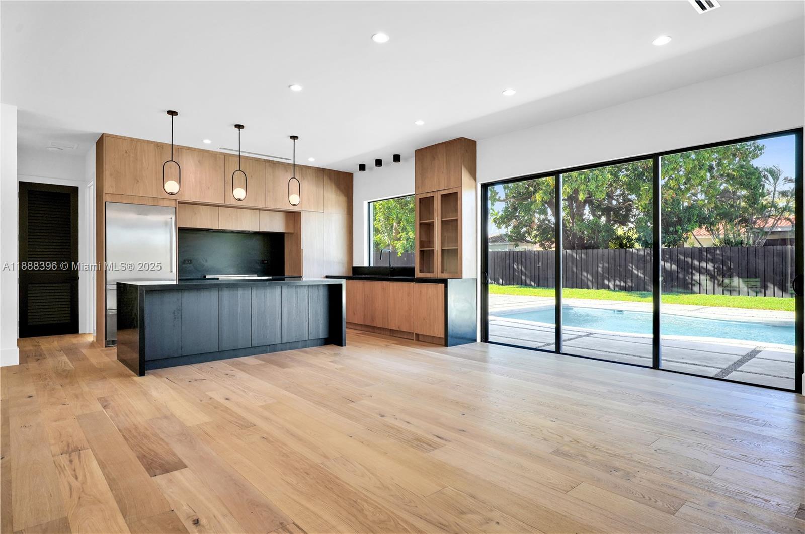 PINEWOOD ESTATES FIRST AD - Residential