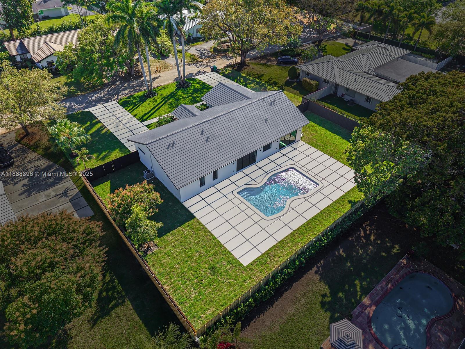 PINEWOOD ESTATES FIRST AD - Residential