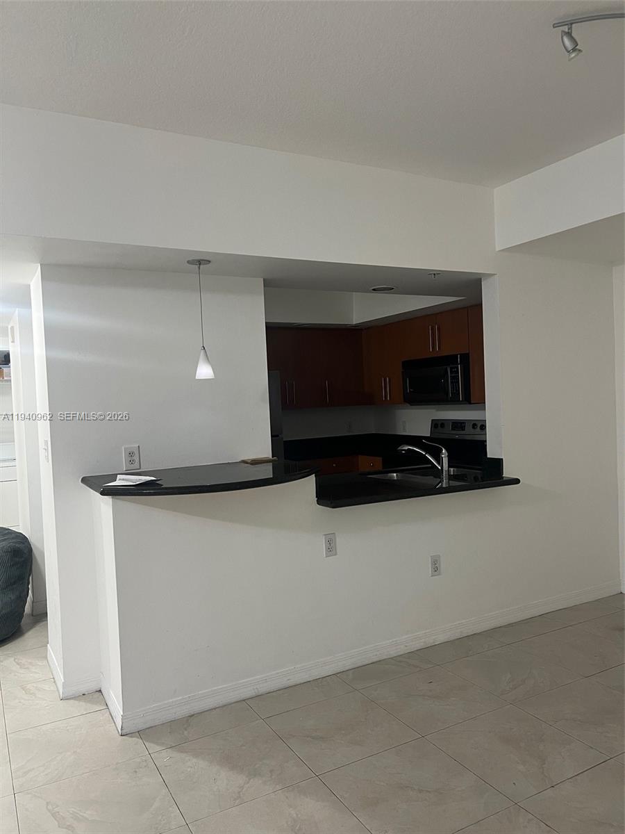 WAVERLY AT LAS OLAS CONDO - Residential Lease