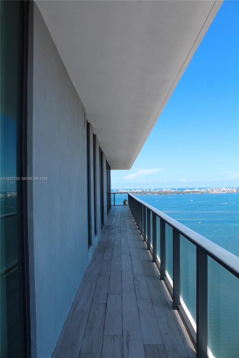 GRAN PARAISO CONDO - Residential