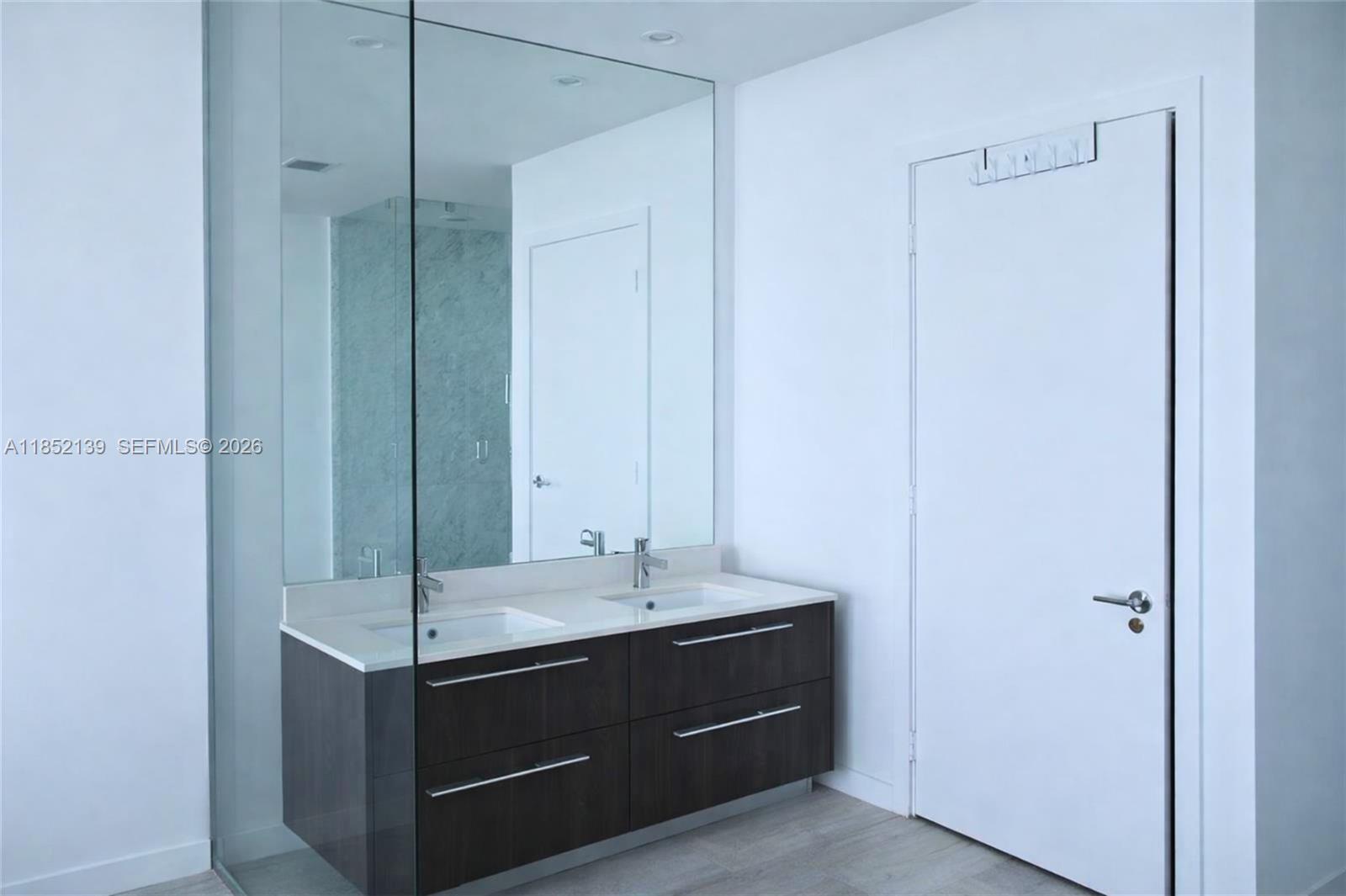 GRAN PARAISO CONDO - Residential