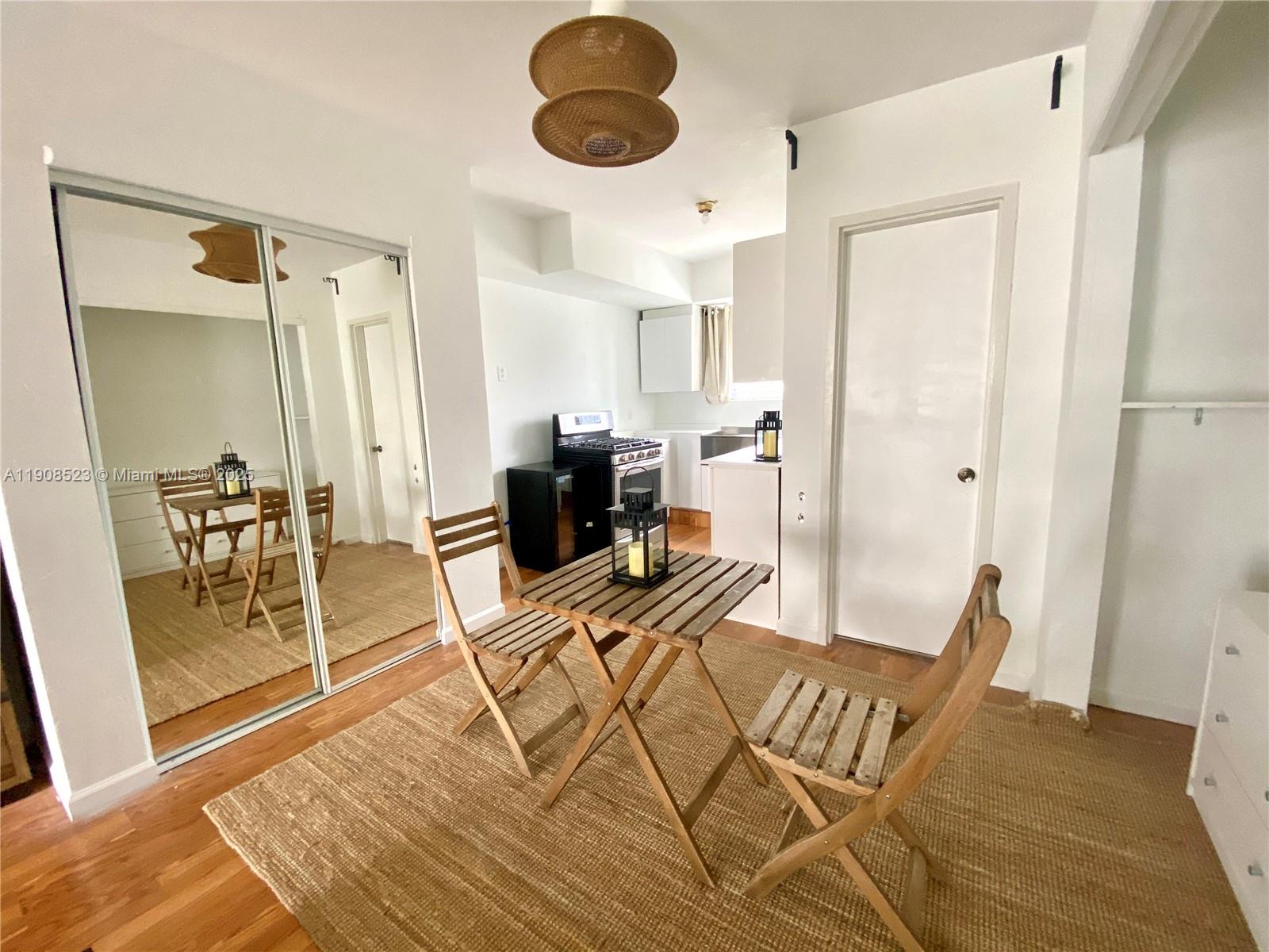 OCEAN BEACH FLA SUB - Residential Lease