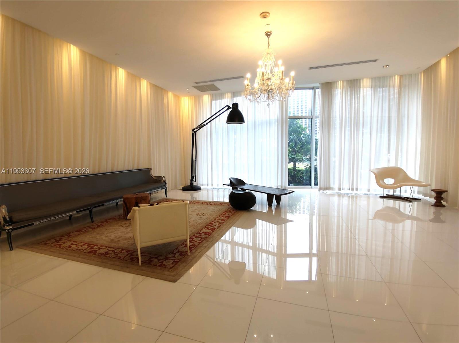 ICONBRICKELL CONDO NO 1 - Residential
