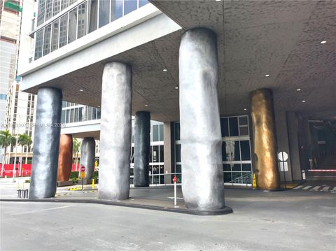 465 Brickell Ave 4402 Miami FL 33131