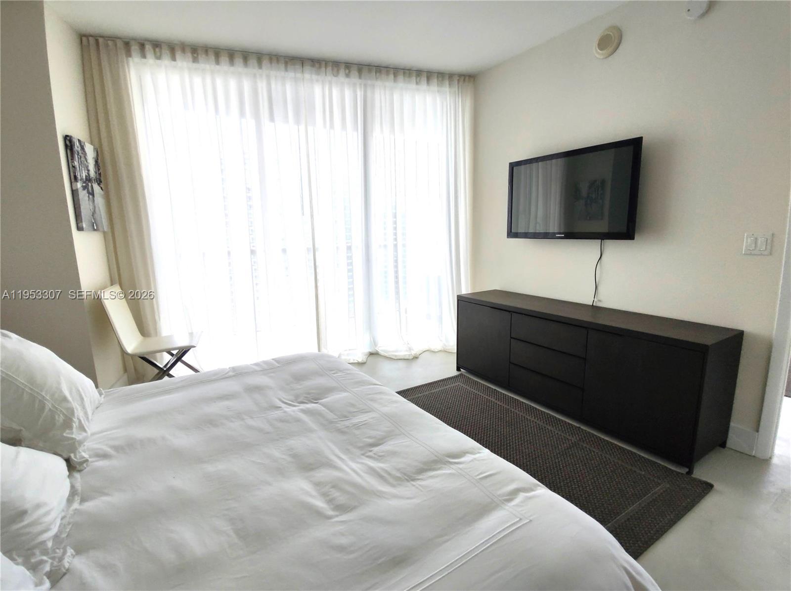 ICONBRICKELL CONDO NO 1 - Residential