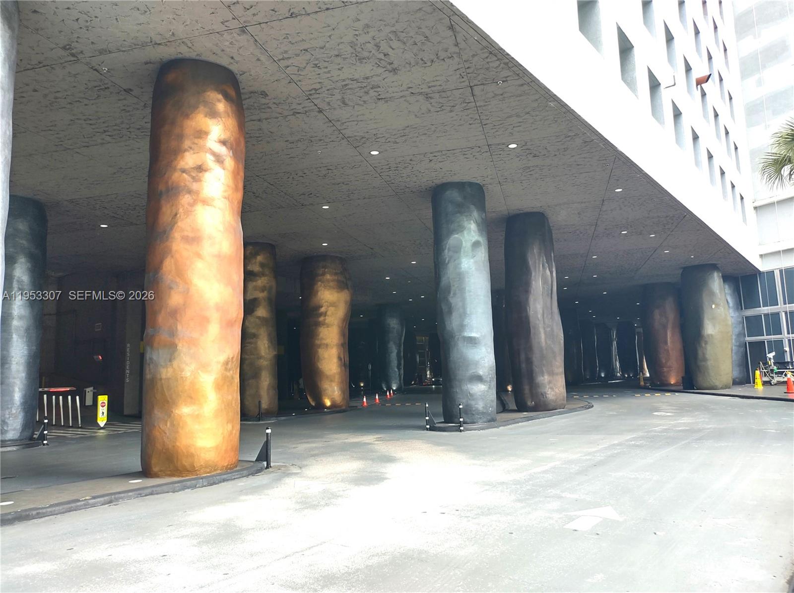 ICONBRICKELL CONDO NO 1 - Residential