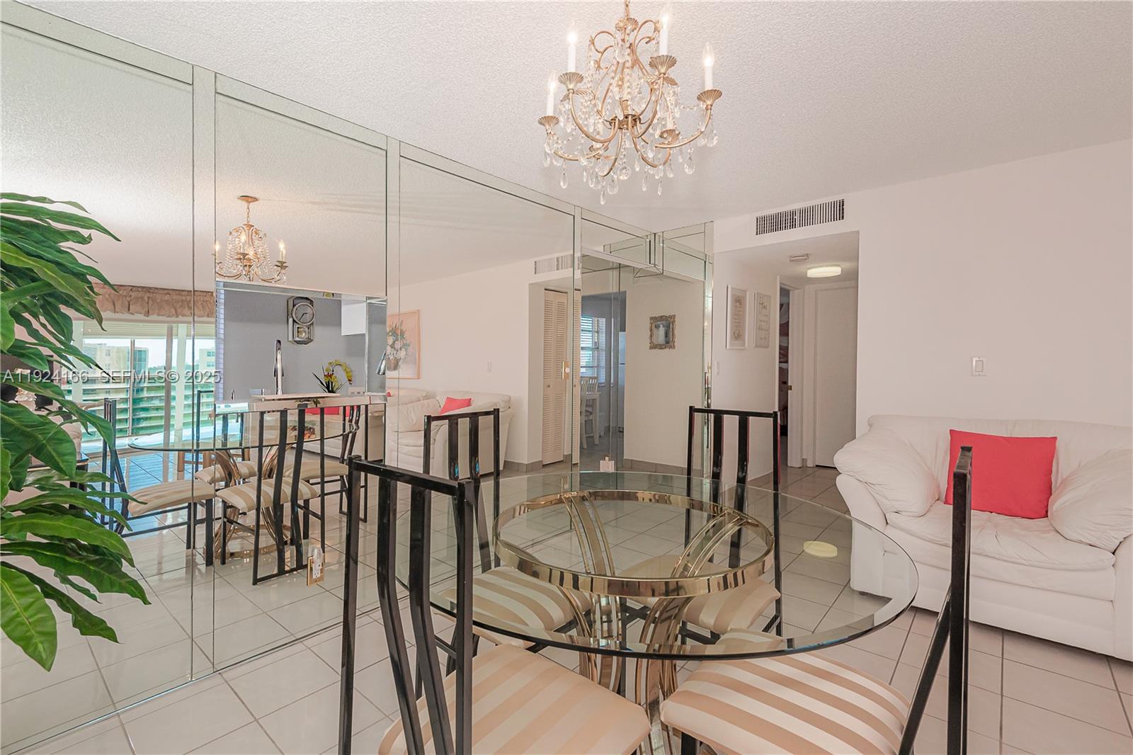 MEADOWBROOK LAKES VIEW CO - Residential