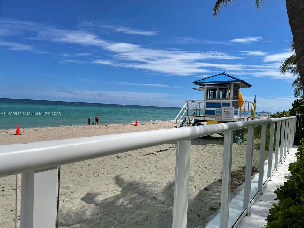 Photo of 3001 S Ocean Dr #535, Hollywood, FL 33019 (MLS # A11459588)